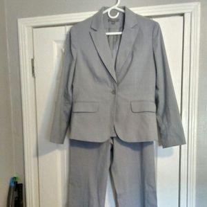 Ann Taylor Grey 2 Piece Suit w/ white stripes